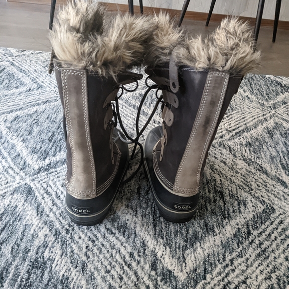 Sorel women's Joan of Arctic Boot - Picture 2 of 5